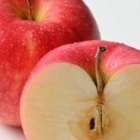 ホシフルーツの新鮮なりんご