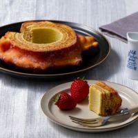 ホシフルーツ_いちごのハードバウム 