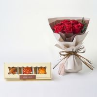 ホシファーム　フリルブーケ　ルージュ８本＆ホシフルーツ　煌めき果実のカップケーキ３個