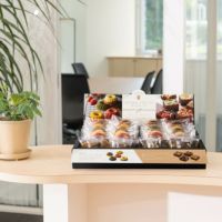 ホシフルーツお菓子詰め合わせサンクスアソート32個入りブラウニーとクグロフ