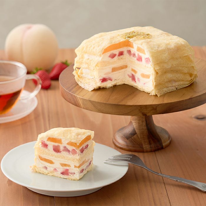 ホシフルーツ_桃と苺のミルクレープ　Kasane