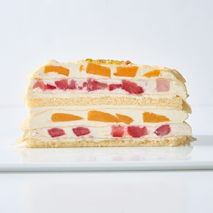 ホシフルーツ_桃と苺のミルクレープ　Kasane