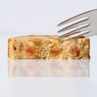 しっとり食感の具沢山パウンドケーキ_望月完次郎シェフ×ホシフルーツコラボ　７種のフルーツが詰まった「デザートパウンドケーキ」6個