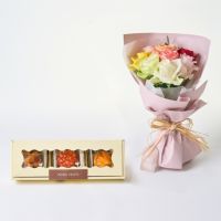 ホシファーム　フリルブーケ　カラフル８本＆ホシフルーツ　煌めき果実のカップケーキ３個