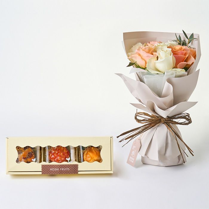 ホシファーム　フリルブーケ　ホワイトオレンジ８本＆ホシフルーツ　煌めき果実のカップケーキ３個