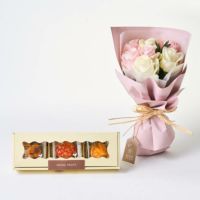 ホシファーム　フリルブーケ　ホワイトピンク８本＆ホシフルーツ　煌めき果実のカップケーキ３個